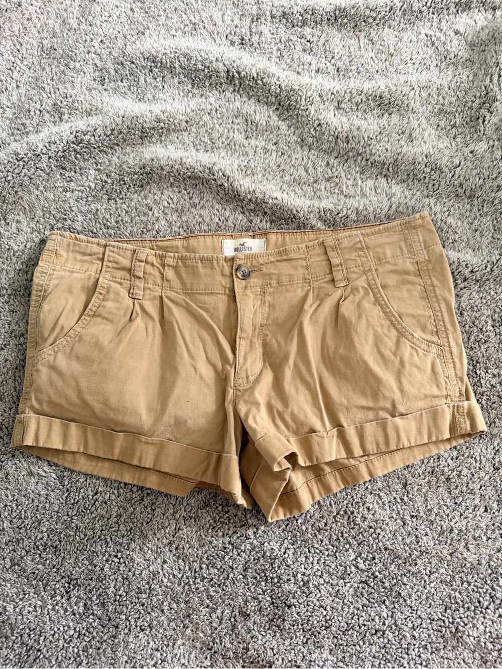 Hollister Fold-Cuff Bermuda Shorts in Tan